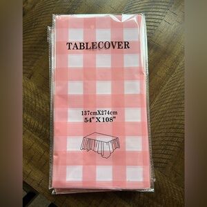 4  pink and white gingham checkered table cloth